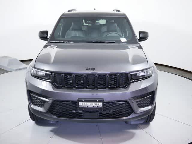 new 2024 Jeep Grand Cherokee car, priced at $46,276