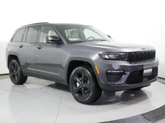 new 2024 Jeep Grand Cherokee car, priced at $52,757