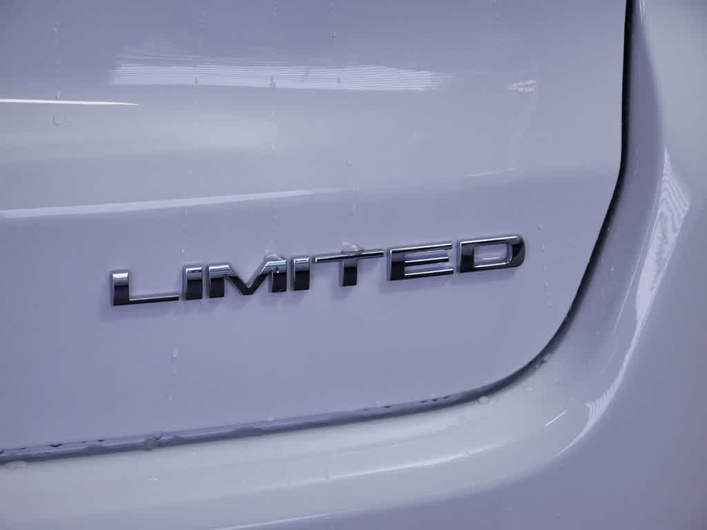 new 2025 Jeep Compass car, priced at $30,498