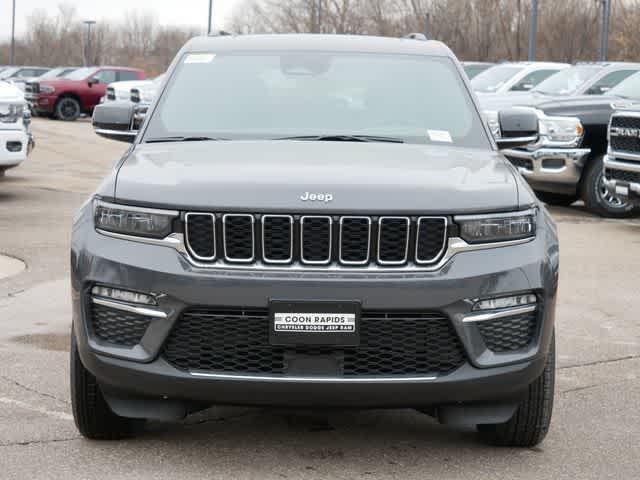 new 2025 Jeep Grand Cherokee car, priced at $48,820