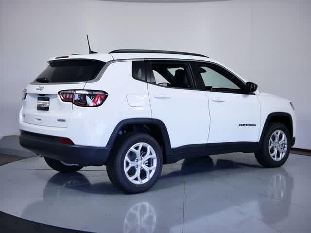 new 2024 Jeep Compass car, priced at $29,999