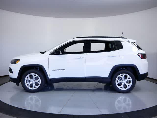 new 2024 Jeep Compass car, priced at $29,999