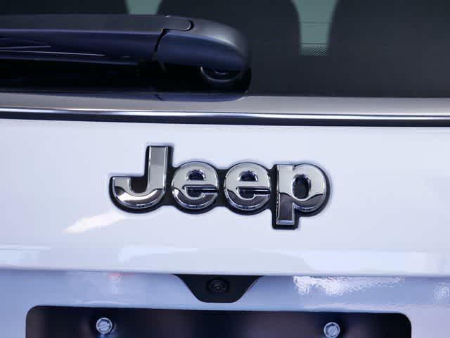 new 2024 Jeep Compass car, priced at $29,999