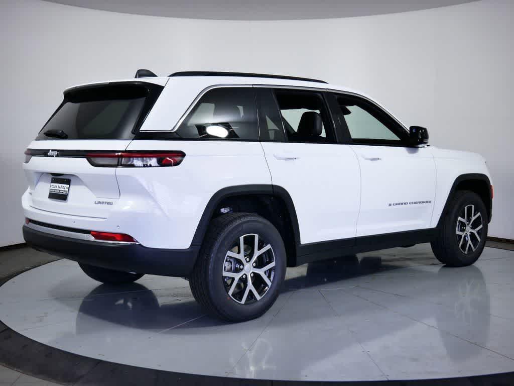 new 2025 Jeep Grand Cherokee car, priced at $45,965