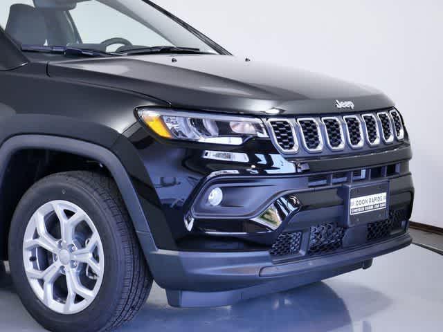 new 2024 Jeep Compass car, priced at $31,605