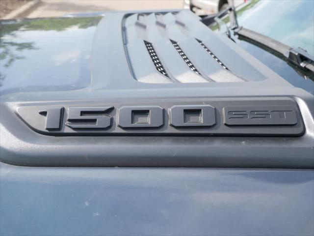 new 2025 Ram 1500 car, priced at $69,717
