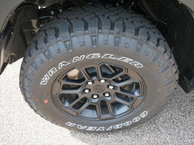 new 2025 Ram 1500 car, priced at $69,717