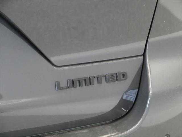new 2025 Jeep Grand Cherokee car, priced at $50,996