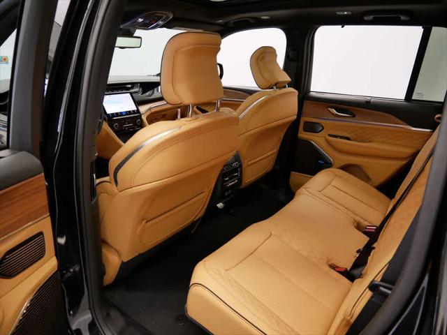 new 2025 Jeep Grand Cherokee car, priced at $65,944