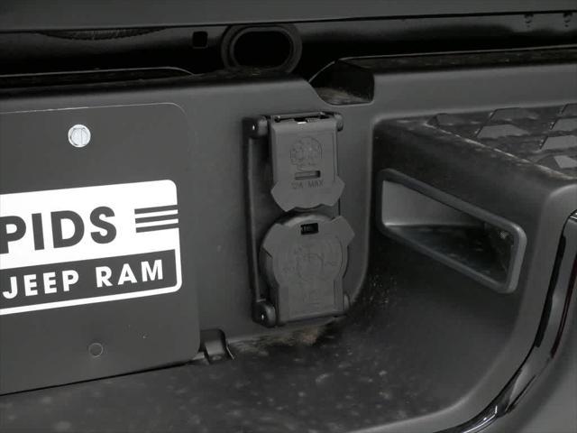 new 2025 Ram 2500 car, priced at $73,386