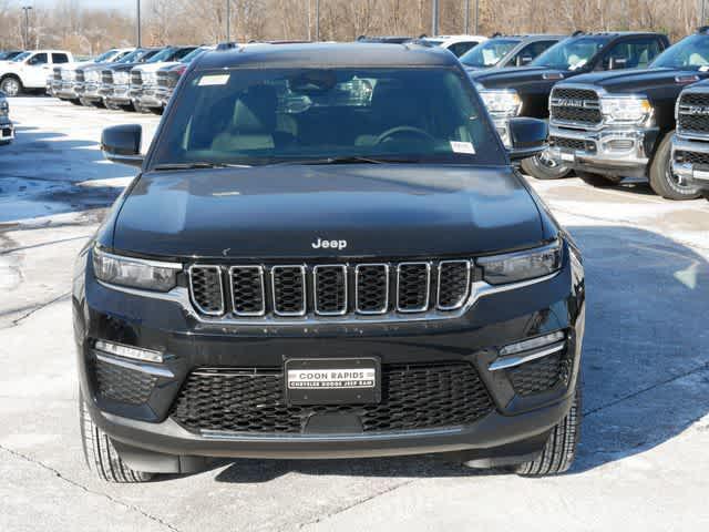 new 2025 Jeep Grand Cherokee car, priced at $48,945