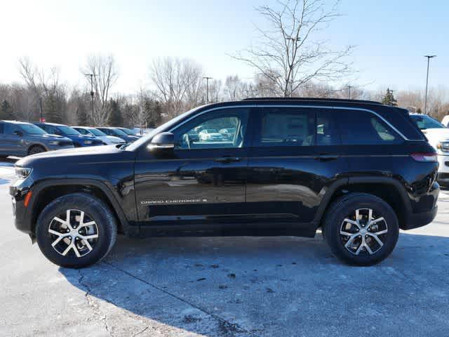 new 2025 Jeep Grand Cherokee car, priced at $48,945