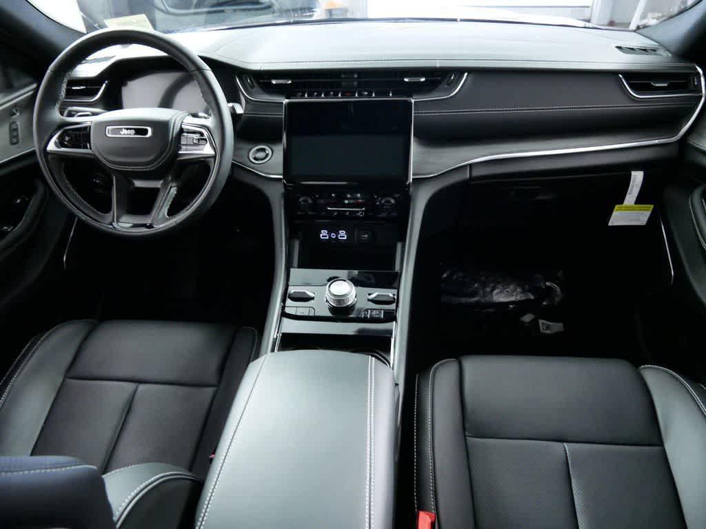 new 2025 Jeep Grand Cherokee car, priced at $61,881