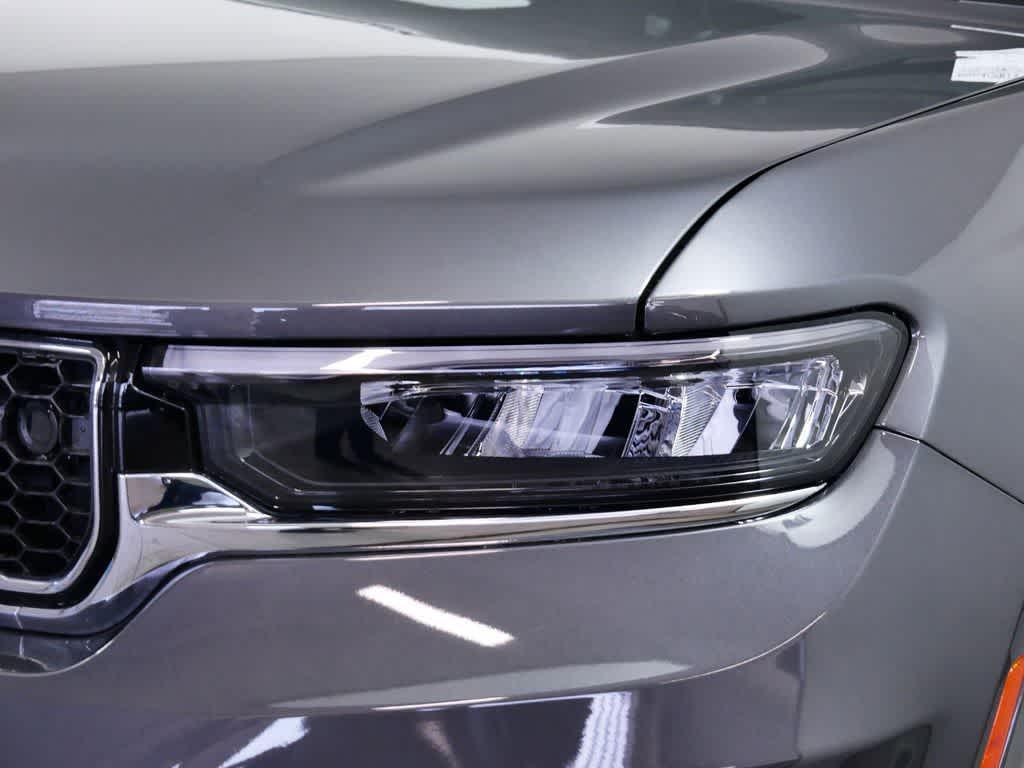 new 2025 Jeep Grand Cherokee car, priced at $61,881