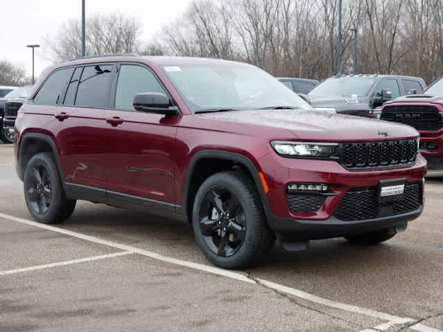 new 2025 Jeep Grand Cherokee car, priced at $49,003