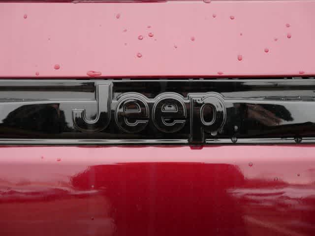 new 2025 Jeep Grand Cherokee car, priced at $49,003