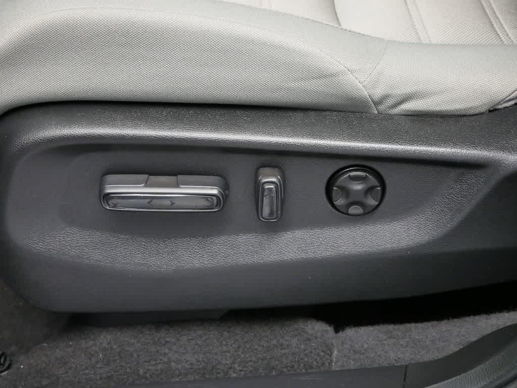 used 2022 Honda CR-V car, priced at $29,939