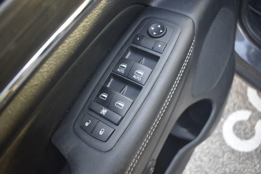 used 2021 Jeep Grand Cherokee car, priced at $25,712