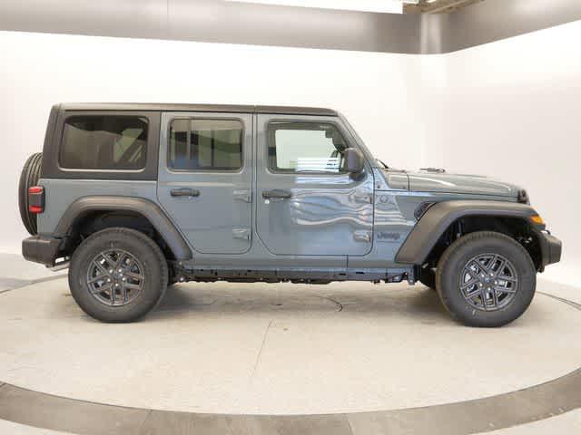 new 2025 Jeep Wrangler car, priced at $48,030