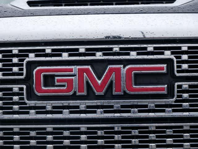 used 2018 GMC Sierra 2500 car, priced at $45,681