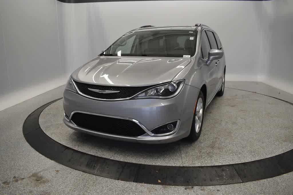 used 2017 Chrysler Pacifica car, priced at $16,762