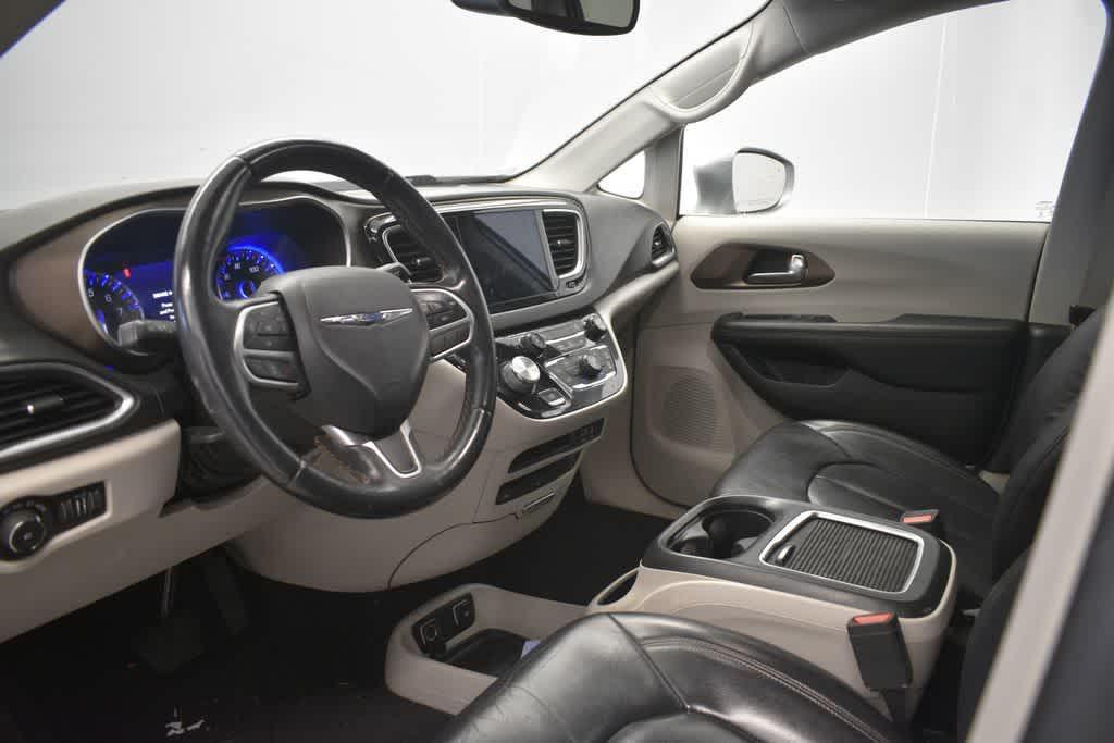 used 2017 Chrysler Pacifica car, priced at $16,762