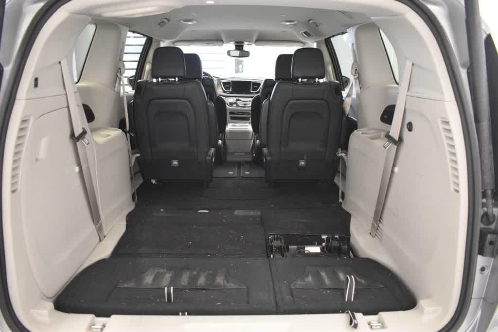 used 2017 Chrysler Pacifica car, priced at $16,762