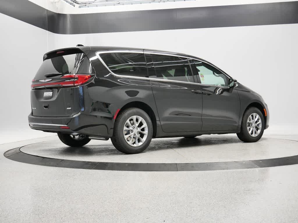 new 2026 Chrysler Pacifica car, priced at $48,165