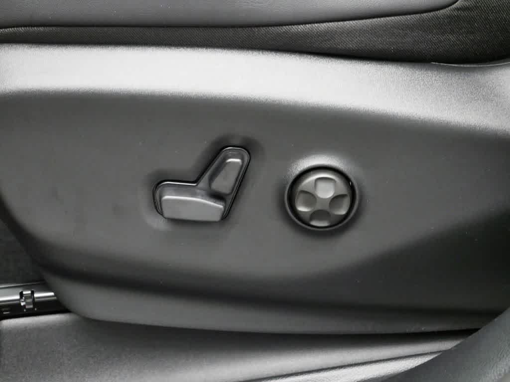 new 2026 Chrysler Pacifica car, priced at $48,165