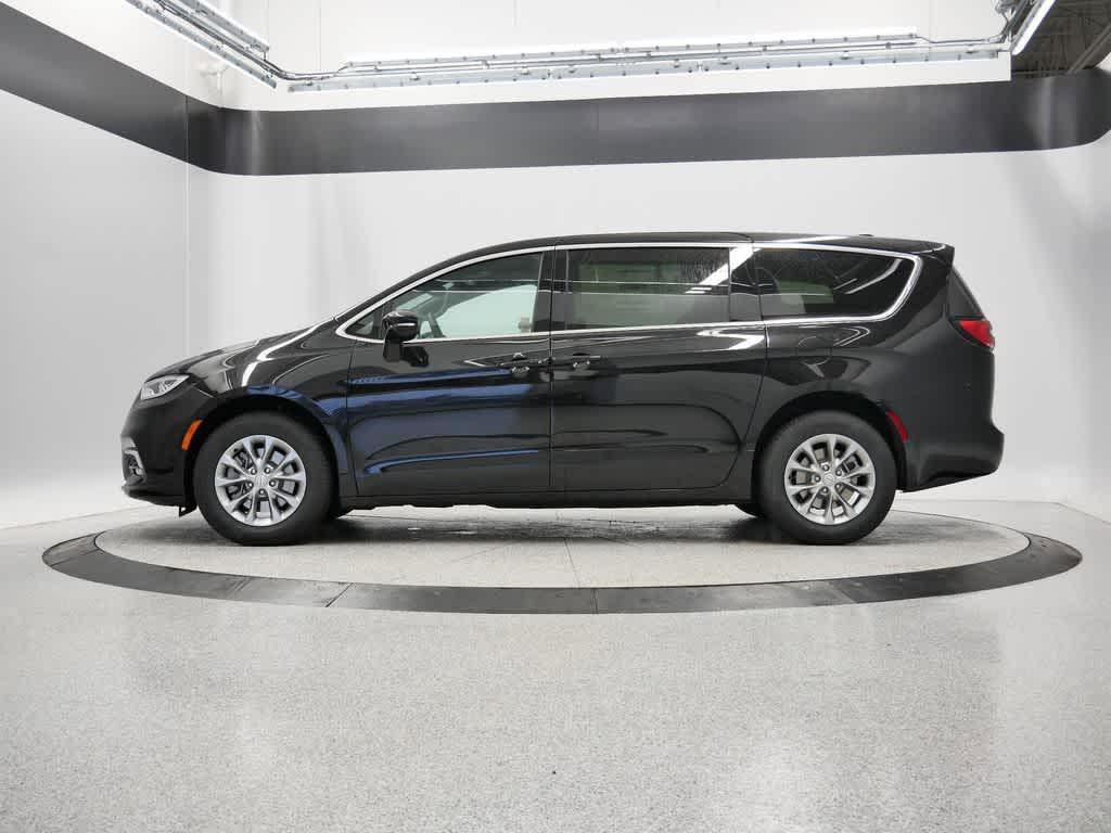 new 2026 Chrysler Pacifica car, priced at $48,165