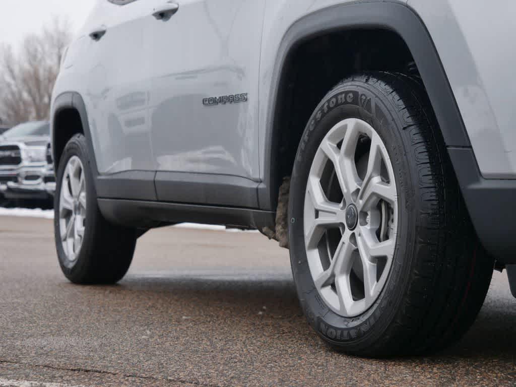 new 2025 Jeep Compass car, priced at $28,073
