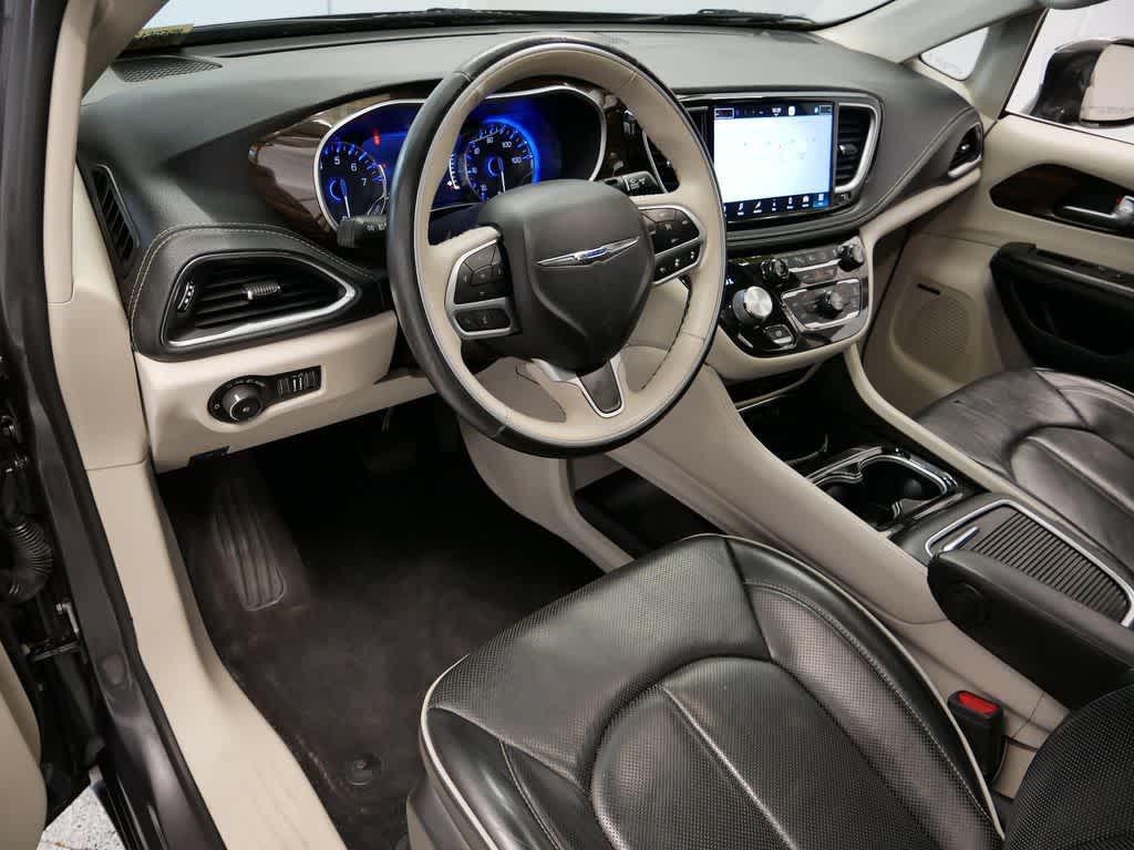 used 2021 Chrysler Pacifica car, priced at $31,921