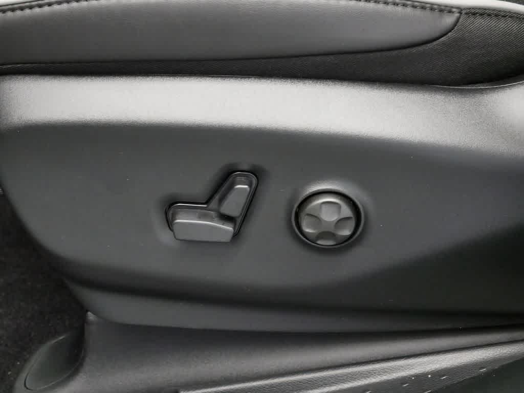 new 2026 Chrysler Pacifica car, priced at $54,152