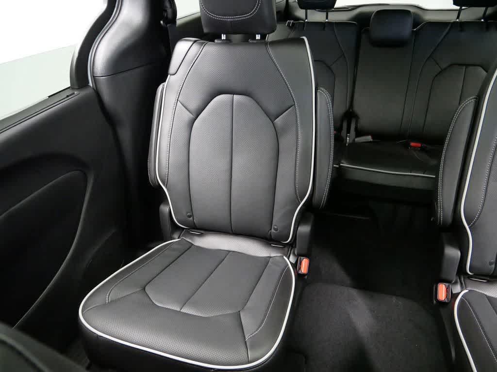 new 2026 Chrysler Pacifica car, priced at $54,152