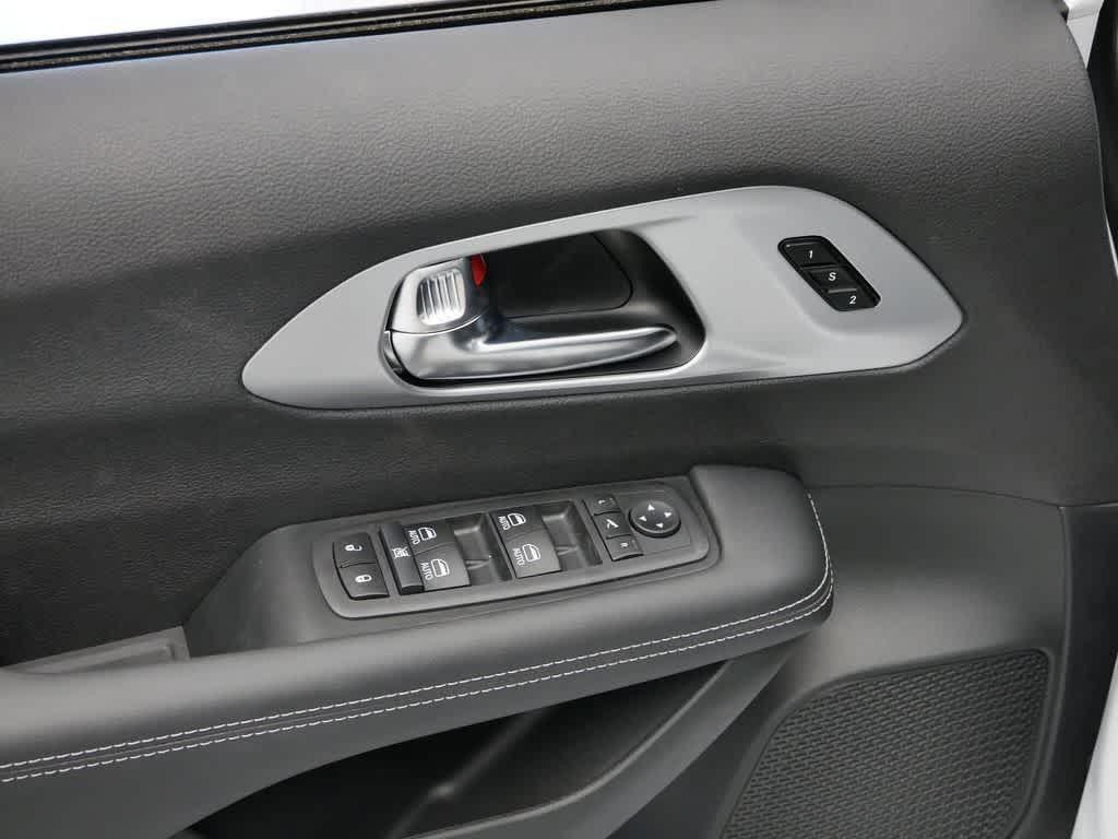 new 2026 Chrysler Pacifica car, priced at $54,152