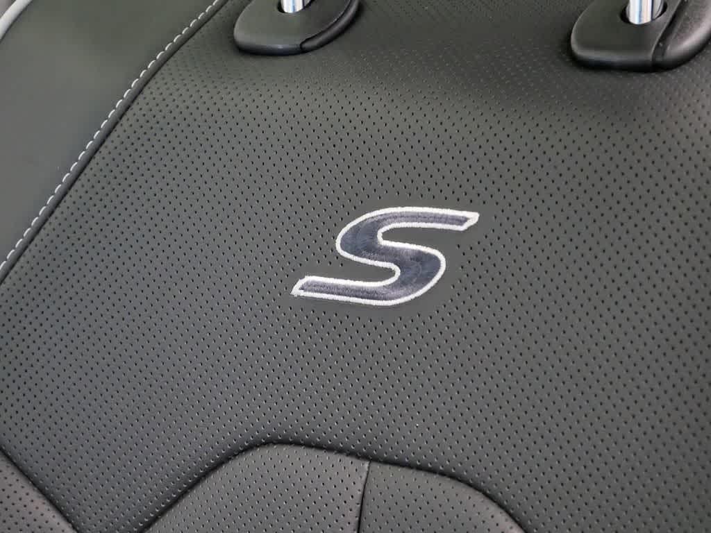 new 2026 Chrysler Pacifica car, priced at $54,152