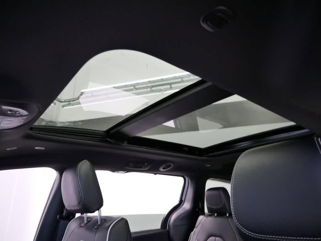 new 2026 Chrysler Pacifica car, priced at $54,152