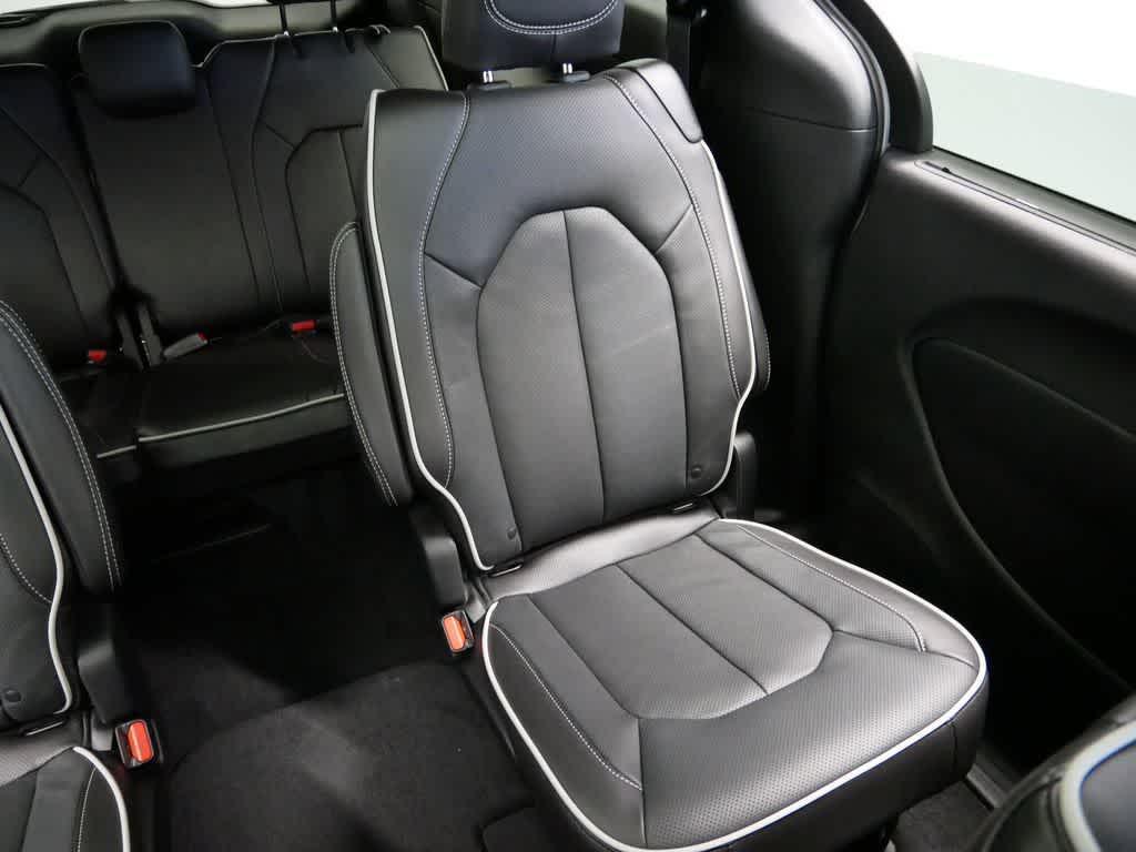 new 2026 Chrysler Pacifica car, priced at $54,152