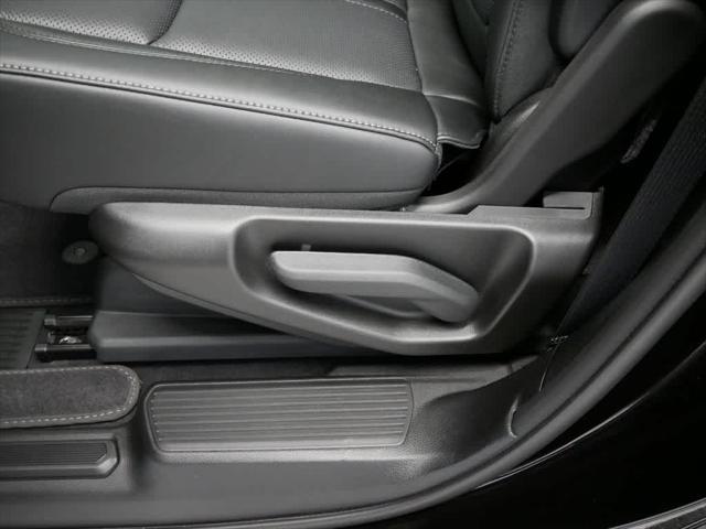 new 2025 Jeep Wagoneer car, priced at $76,673