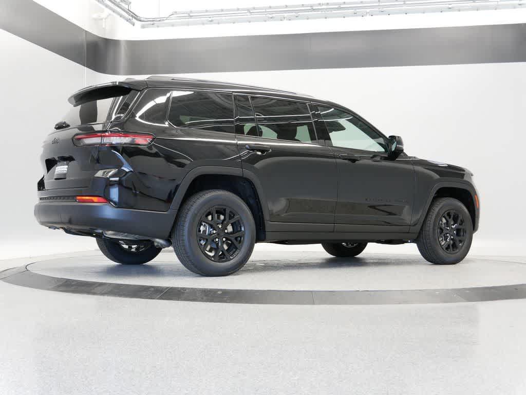 new 2025 Jeep Grand Cherokee L car, priced at $45,718