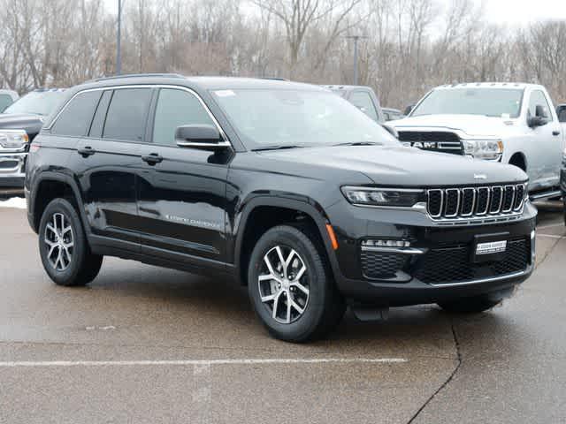 new 2025 Jeep Grand Cherokee car, priced at $45,766