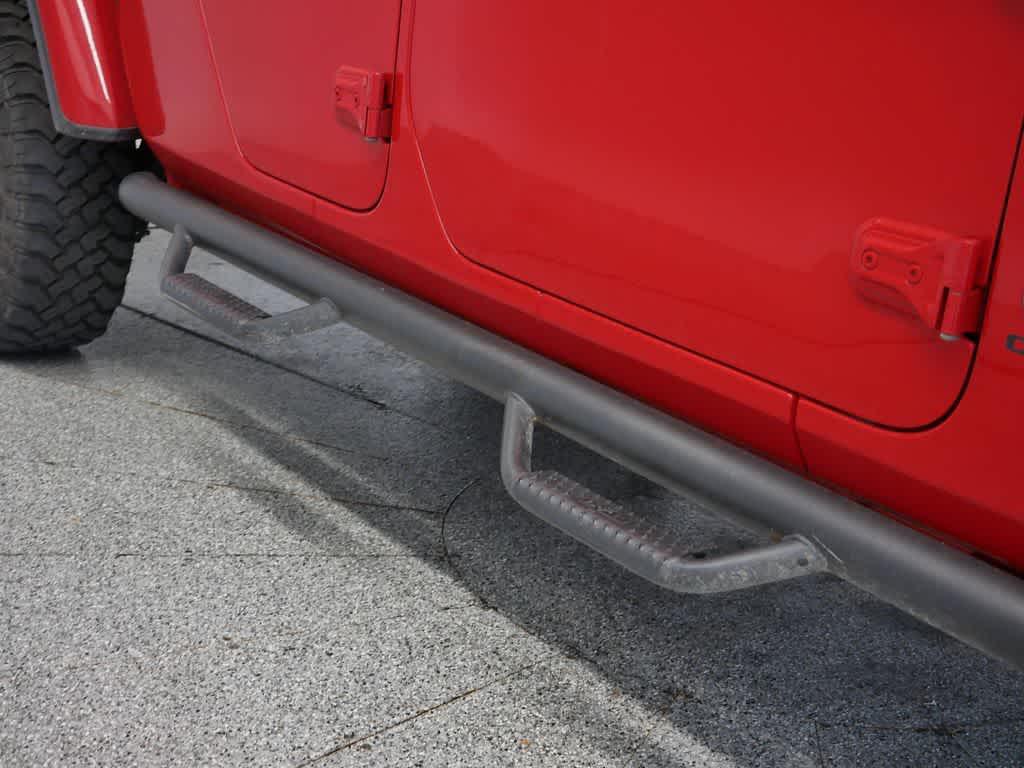 used 2020 Jeep Gladiator car, priced at $35,345