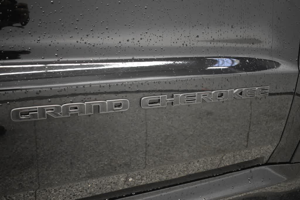 used 2019 Jeep Grand Cherokee car, priced at $25,394