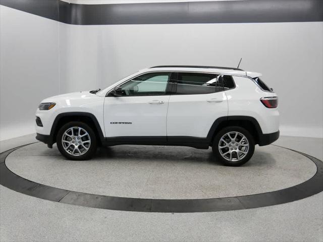 used 2022 Jeep Compass car, priced at $23,464