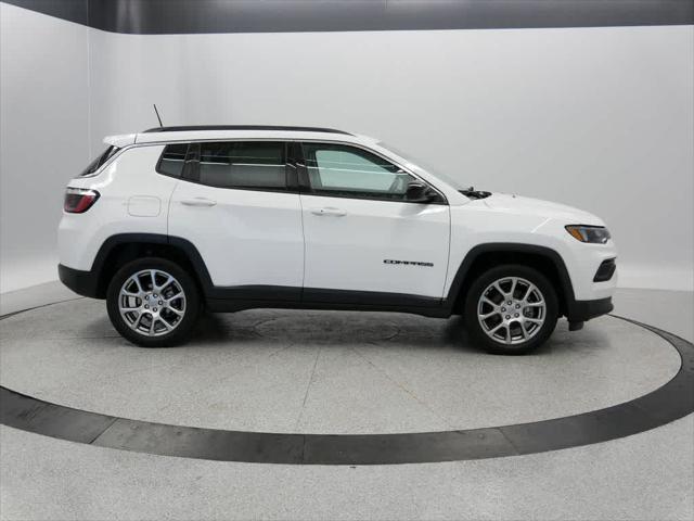 used 2022 Jeep Compass car, priced at $23,464