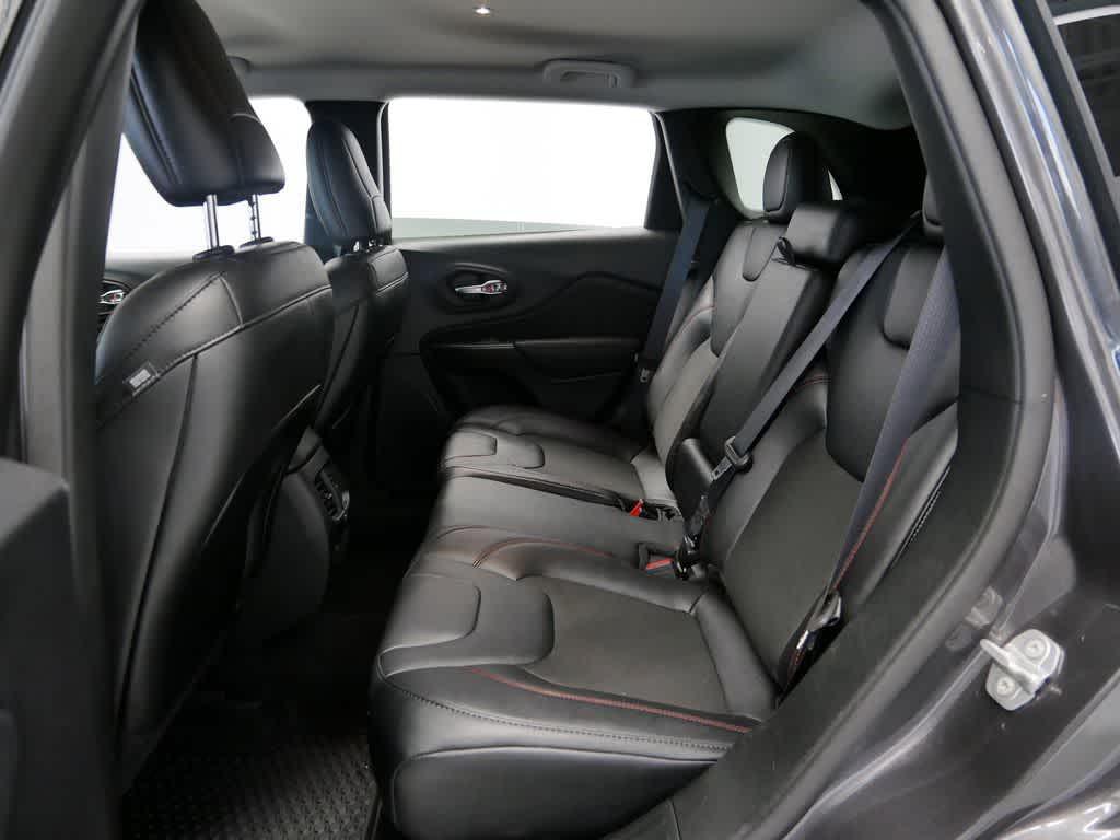 used 2022 Jeep Cherokee car, priced at $23,453
