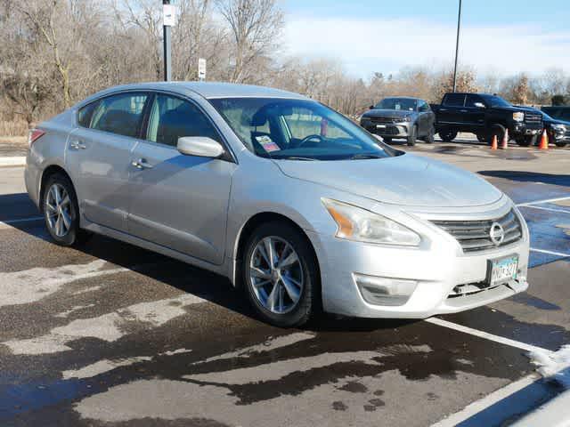 used 2013 Nissan Altima car, priced at $5,800