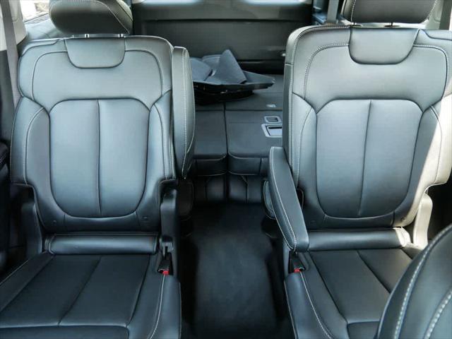 used 2023 Jeep Grand Cherokee L car, priced at $38,917