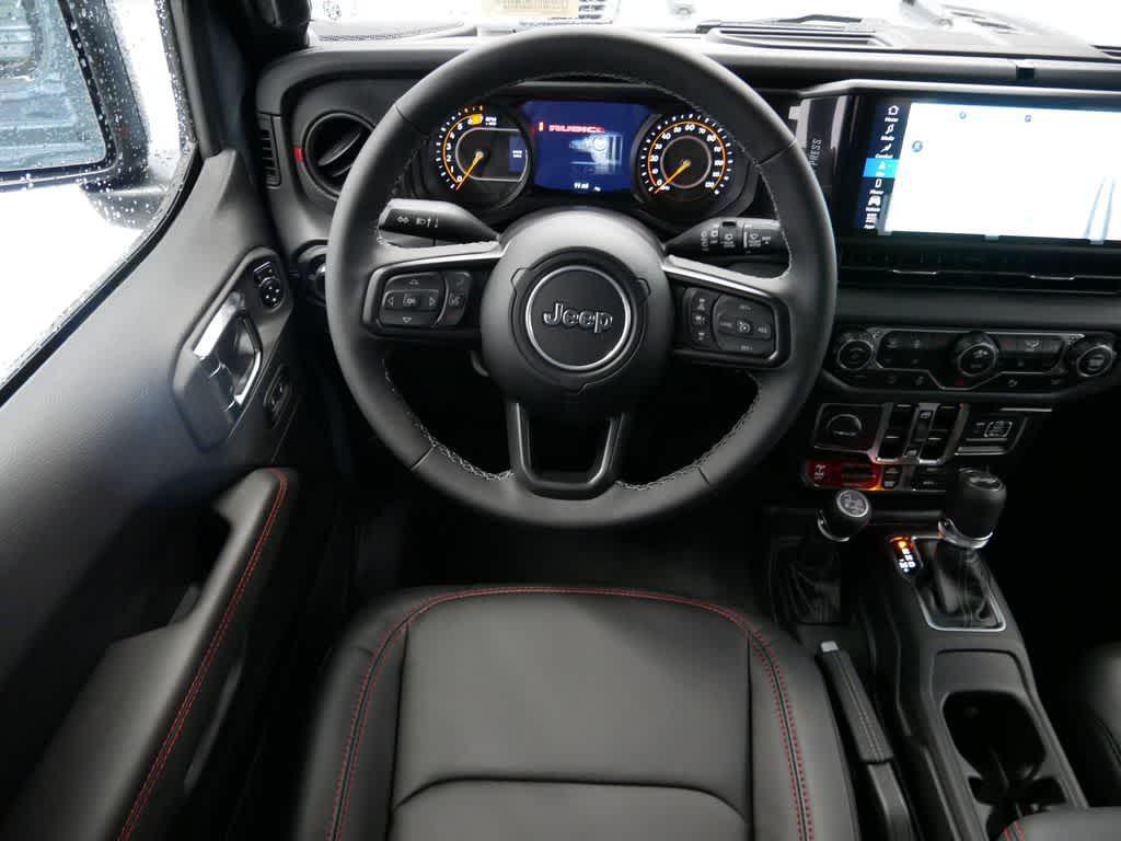 new 2025 Jeep Wrangler car, priced at $65,401