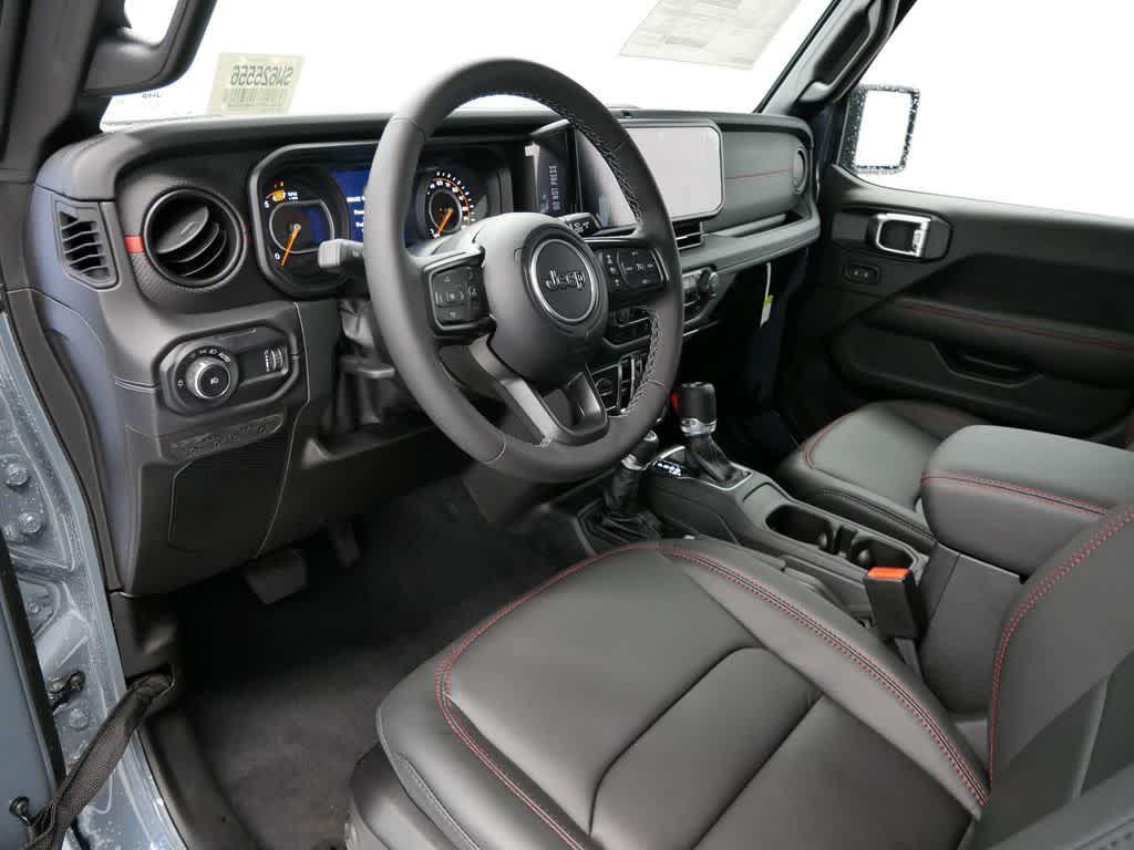new 2025 Jeep Wrangler car, priced at $65,401